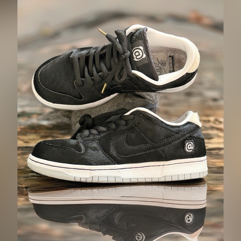 🔥🔥NIKE X MEDICOM DUNK SB LOW SHOES Quickstrike BE@RBRICK Skateboard - Size 7 - Picture 3 of 5